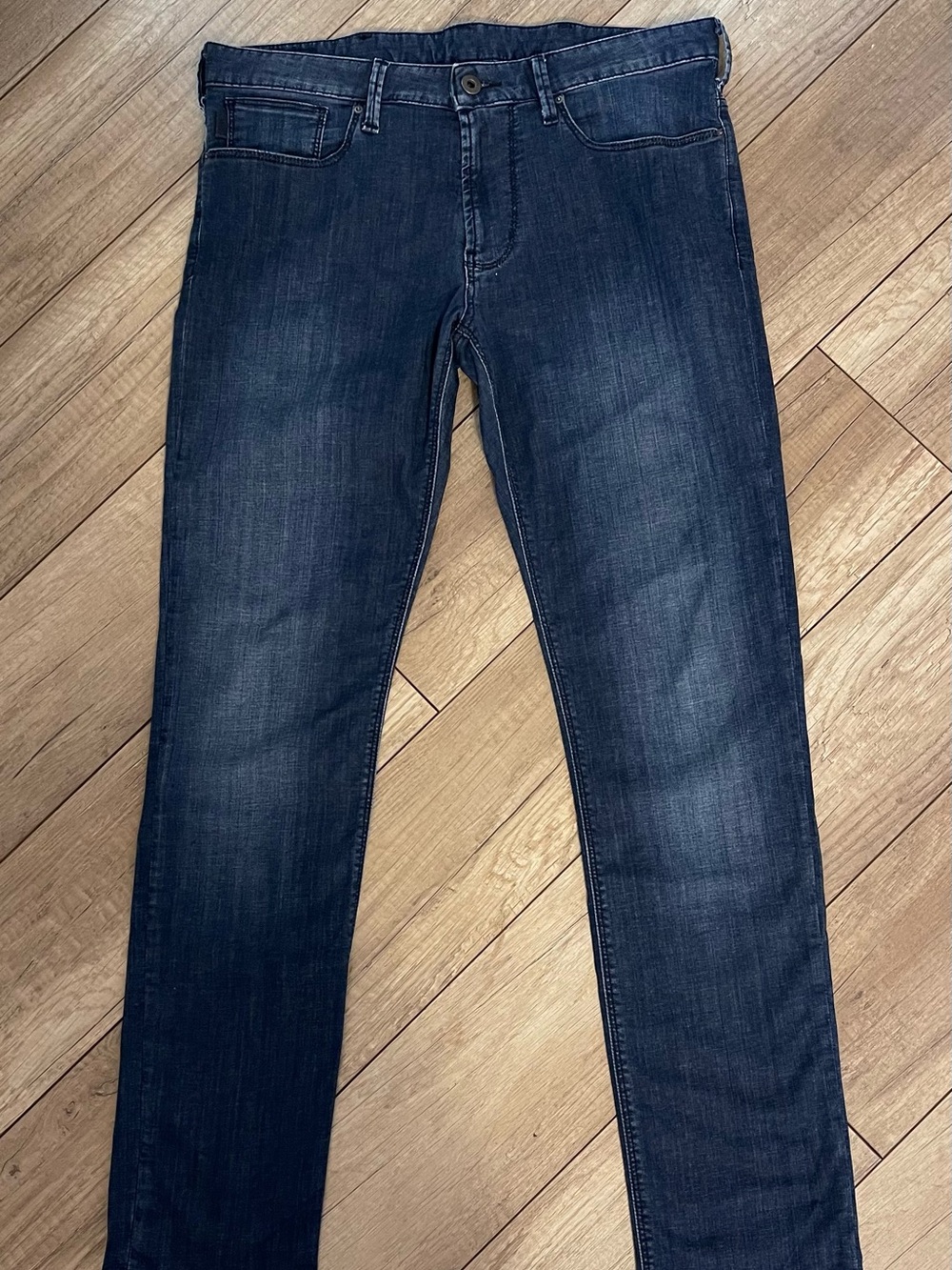 Emporio Armani Men's Dark Indigo Skinny Jeans size w30 L 32